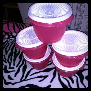 Tupperware bowls